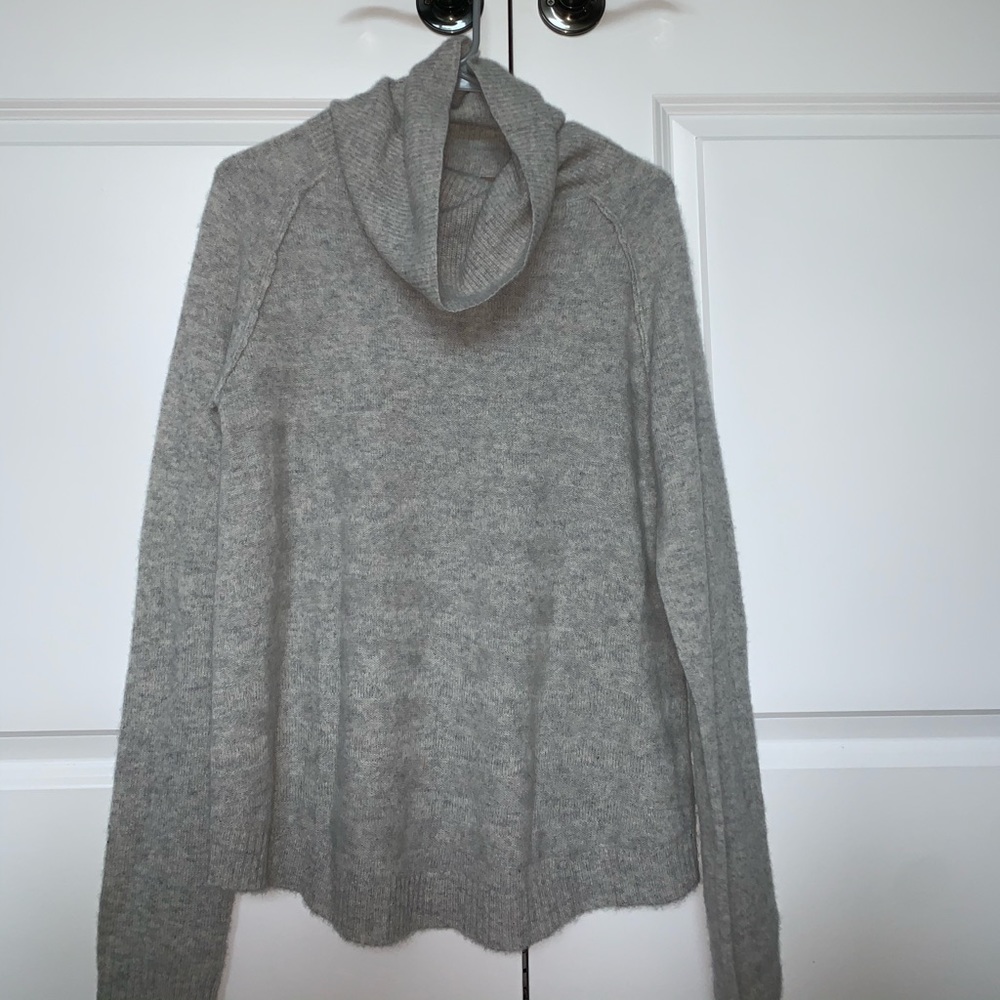 turtleneck cashmere sweater!